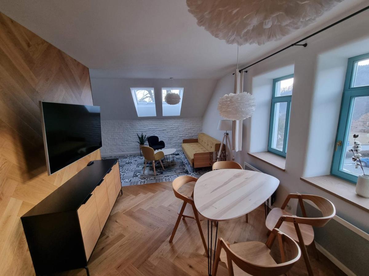 5 Stylovych Apartmanu V Srdci Jeseniku โลชนา นาดเด เดสเนา ภายนอก รูปภาพ